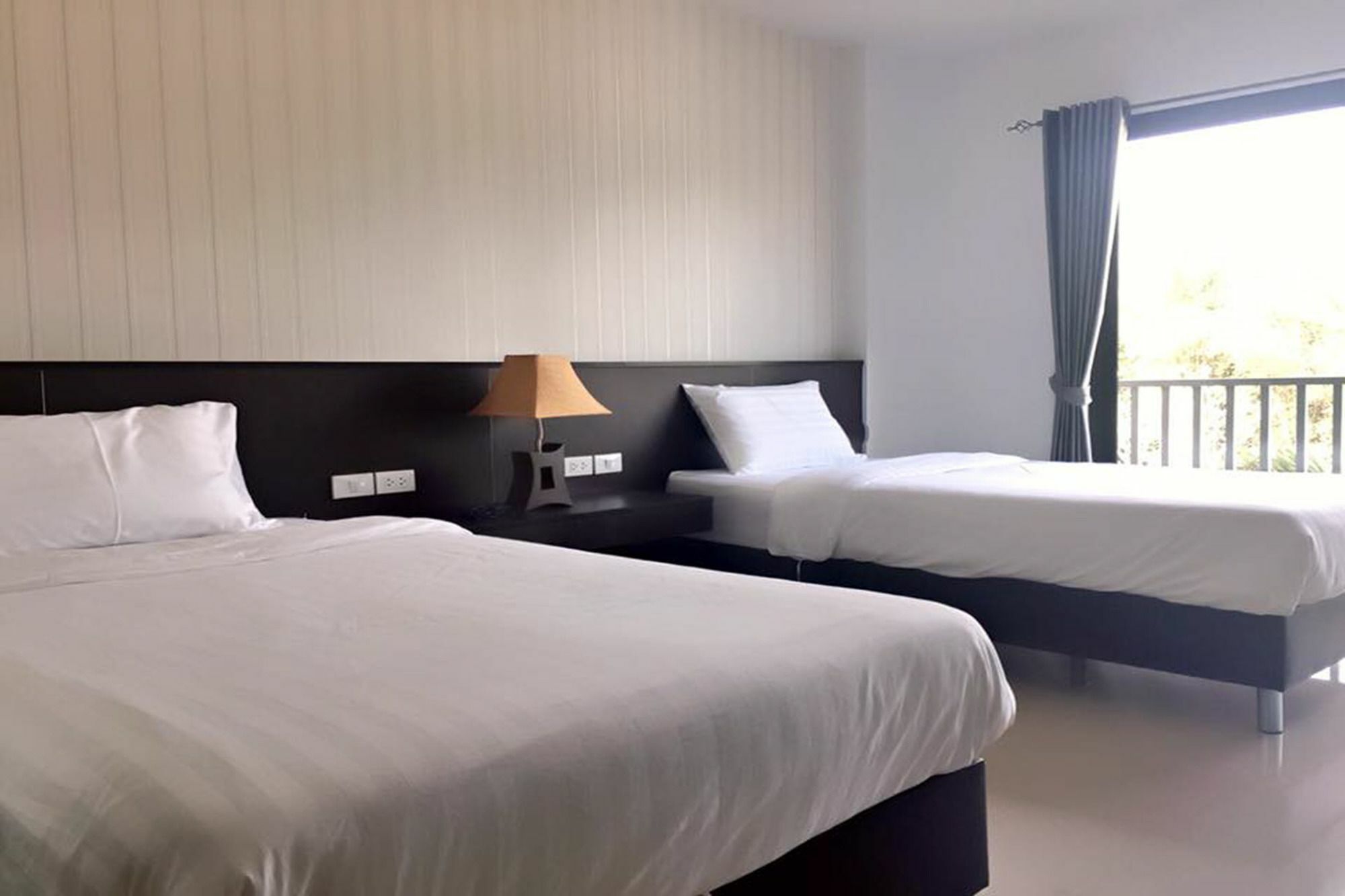 Trimm Hotell Chanthaburi Exteriör bild